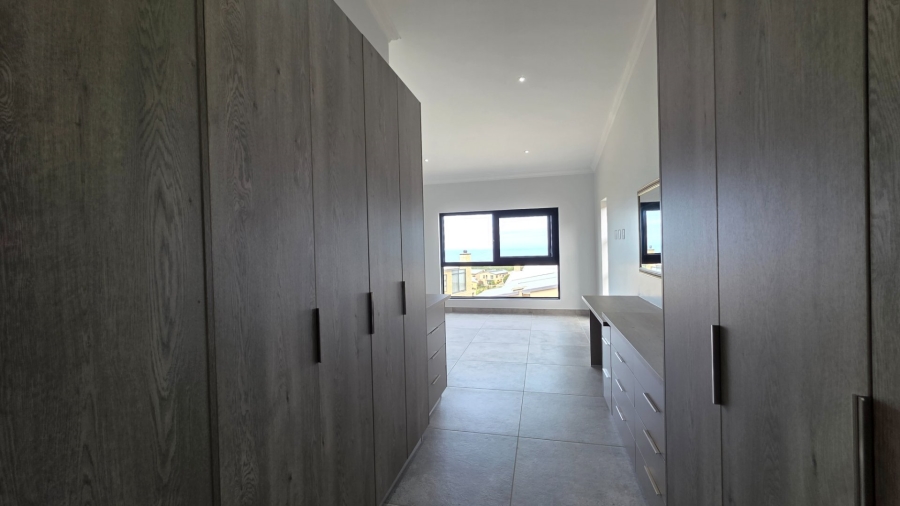 3 Bedroom Property for Sale in Dana Bay Western Cape